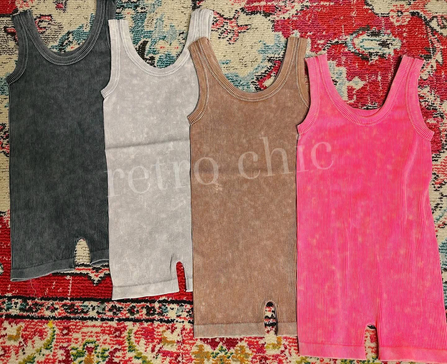 SEAMLESS ROMPER